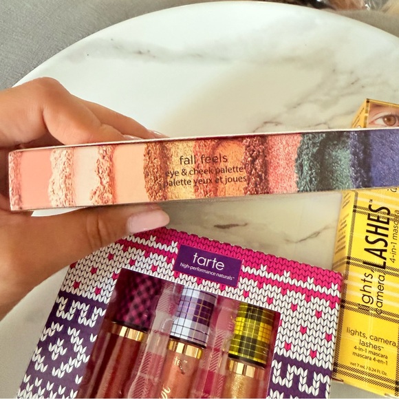 Tarte Fall Feels Set Lipgloss Trio Eye & Cheek Palette Mascara - Picture 4 of 4